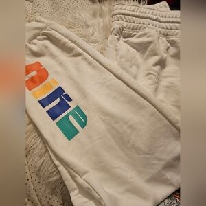 Nike Sweat Pants White sz. LARGE  NWT
